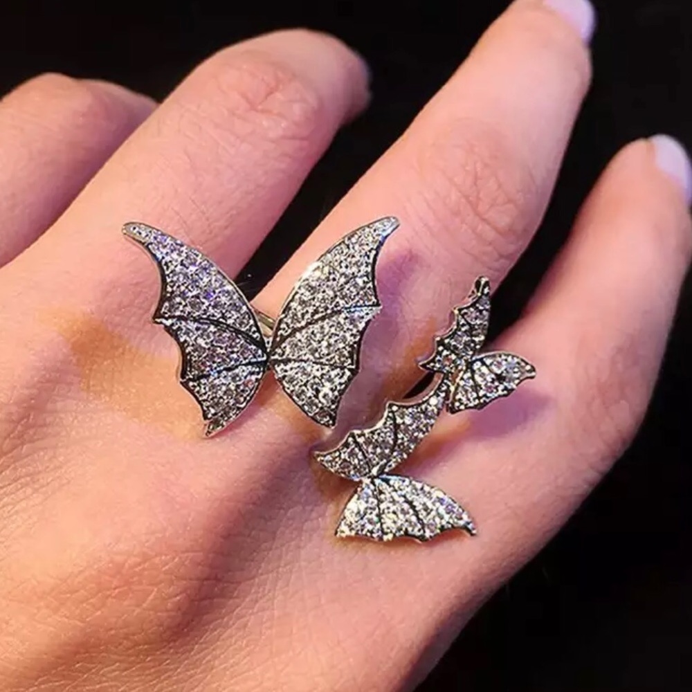 ✨✨✨Austrian Crystal Butterflies Ring✨✨✨